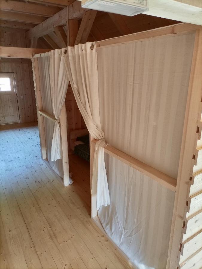 Kamp Beli Gaber Hotel Stari Trg pri Lozu Eksteriør billede